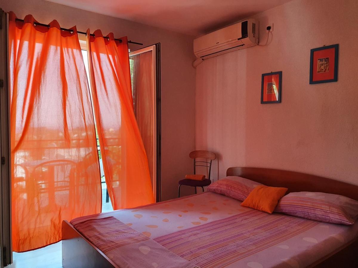 Petar Apartment Търпан Екстериор снимка